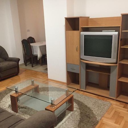 Stan Na Dan Centar Daire Šabac Dış mekan fotoğraf